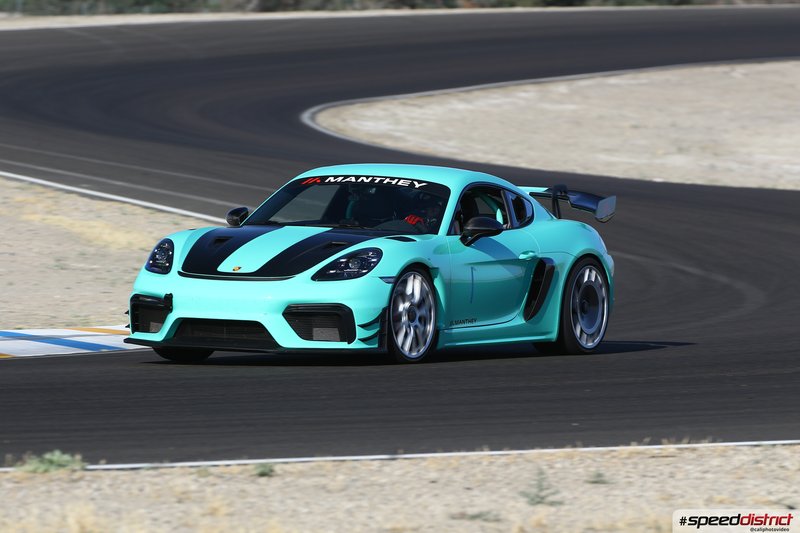 Porsche Cayman GT4 RS