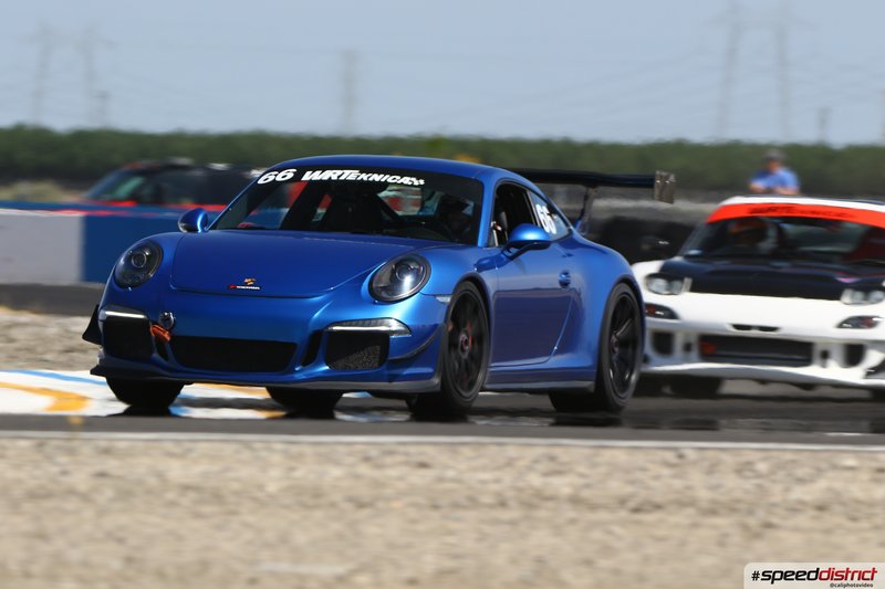 Porsche 911 GT3 RS blue