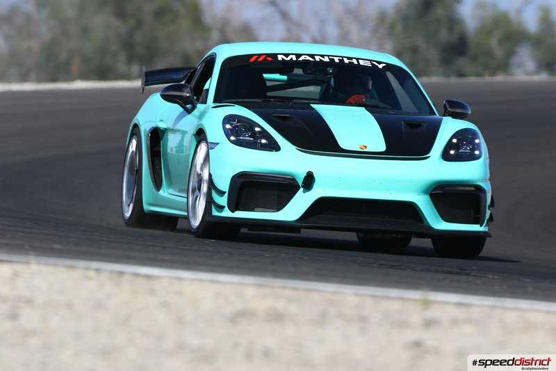 Porsche Cayman GT4