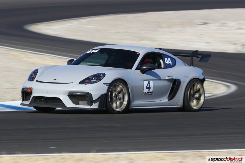 Porsche Cayman GT4 RS