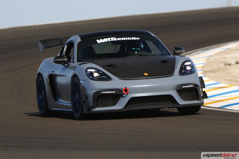 Porsche Cayman GT4