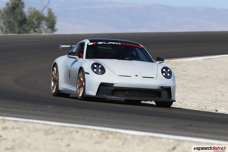 Porsche 911 GT3 RS white