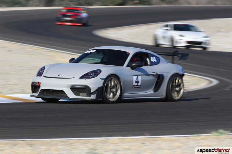 Porsche Cayman GT4