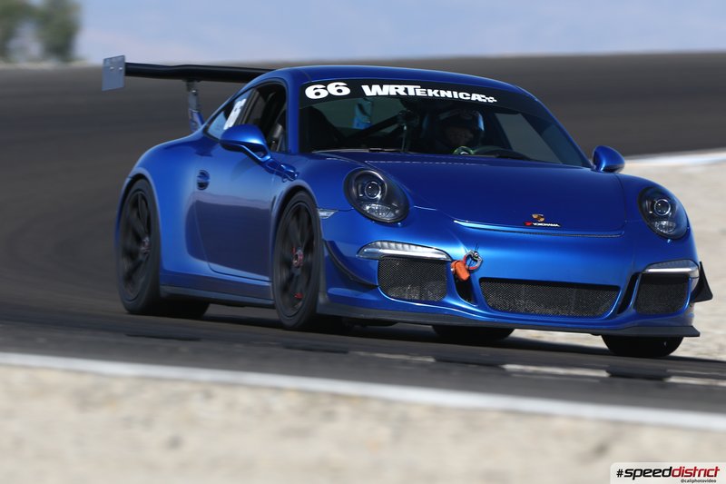 Porsche 911 GT3 RS blue