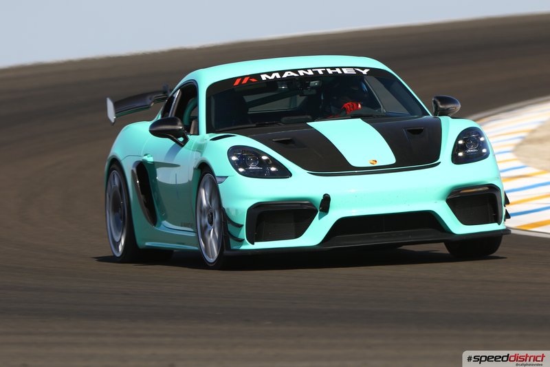 Porsche Cayman GT4