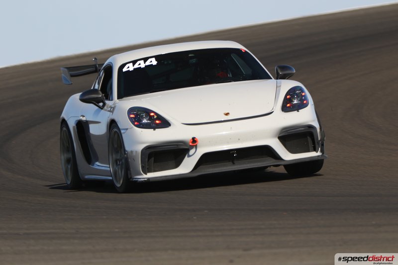 Porsche Cayman GT4