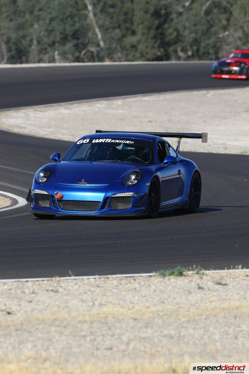 Porsche 911 GT3 RS blue