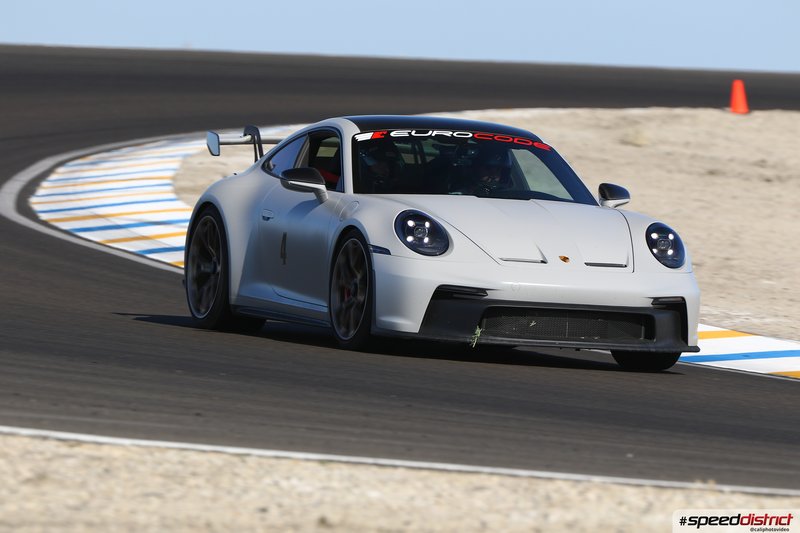 Porsche 911 GT3 RS white