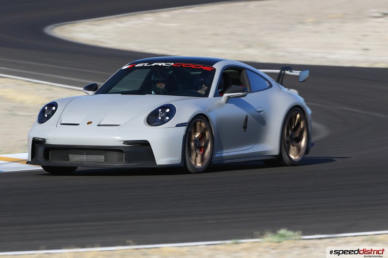 Porsche 911 GT3 RS white