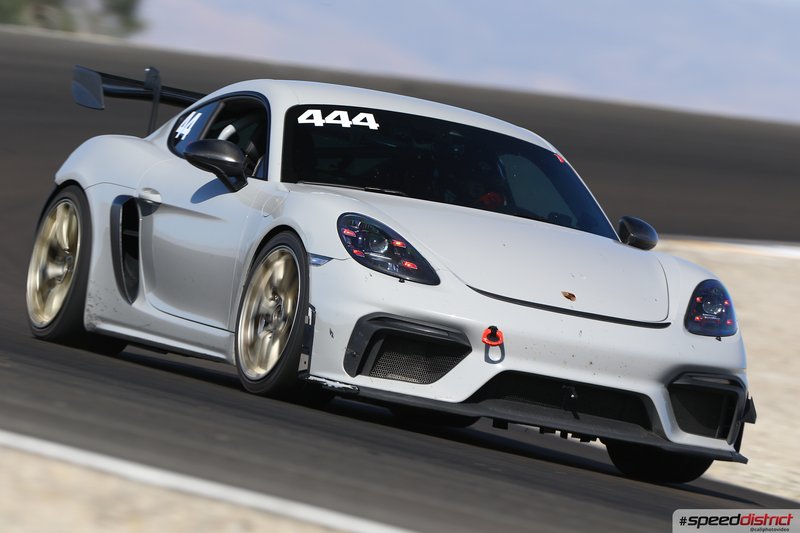 Porsche Cayman GT4
