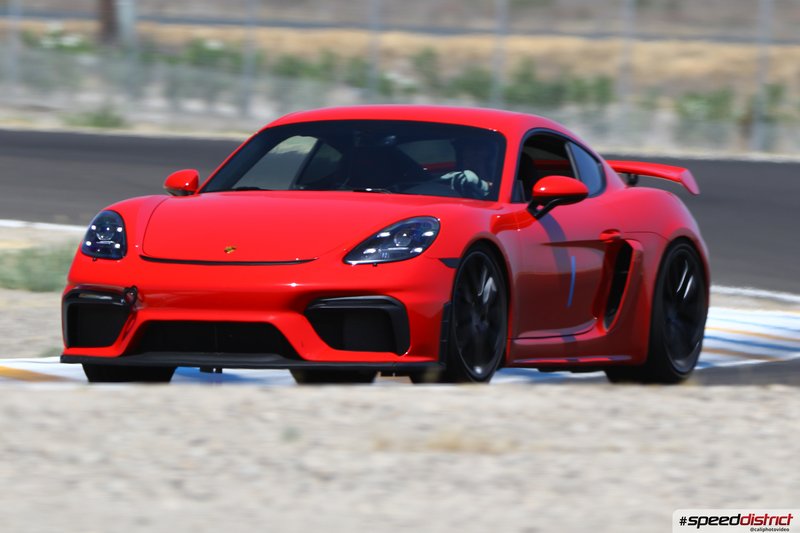 Porsche Cayman GT4