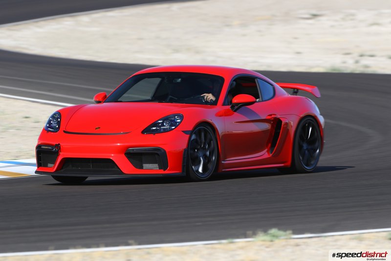 Porsche Cayman GT4