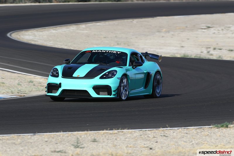 Porsche Cayman GT4 RS