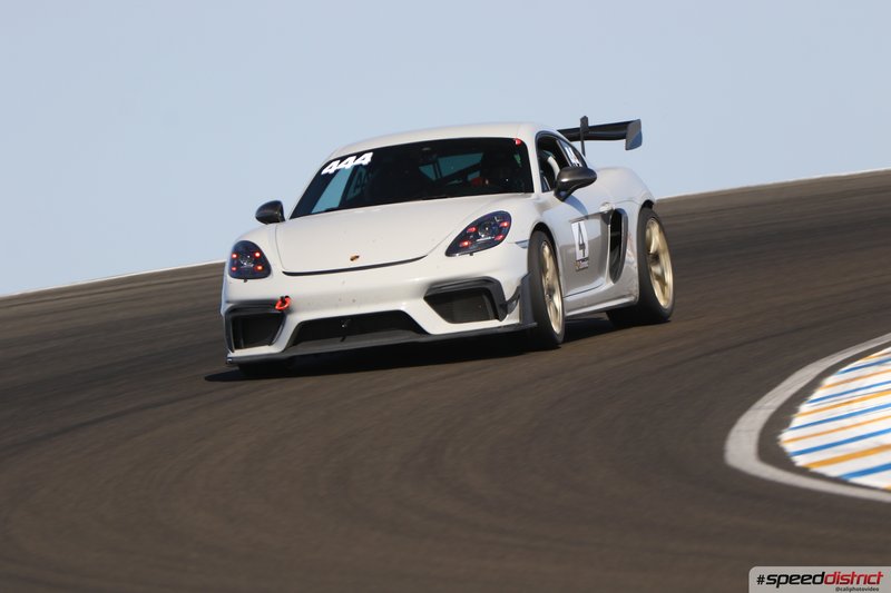 Porsche Cayman GT4
