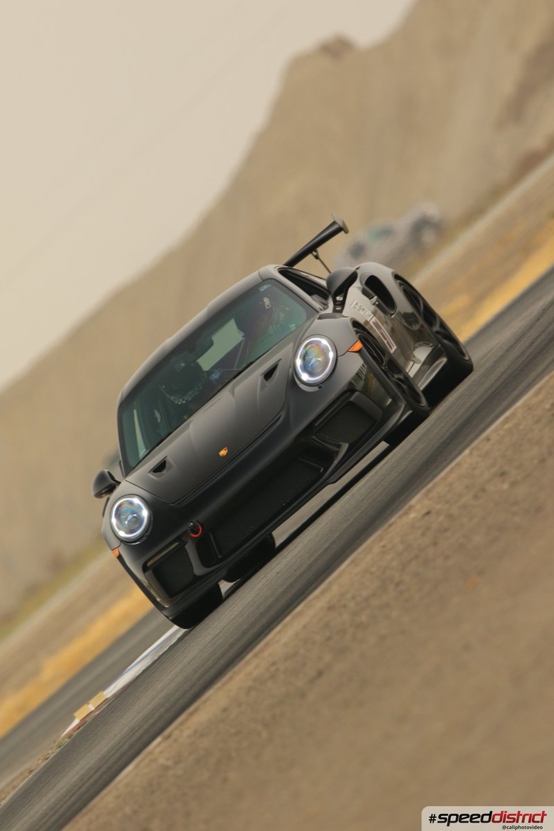 Porsche 911 GT3 RS black