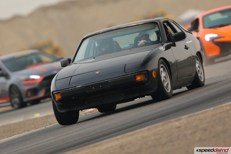 Porsche 944