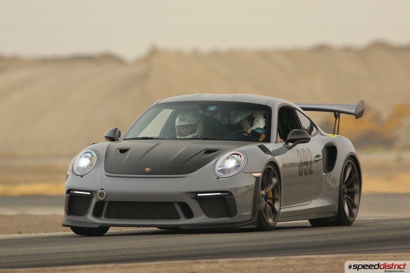 Porsche 911 GT3 RS gray