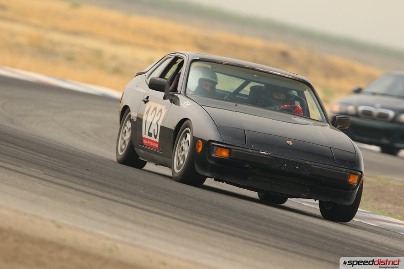 Porsche 944