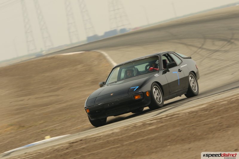 Porsche 944