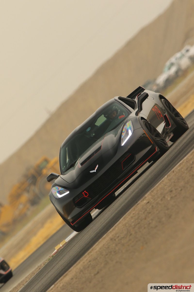 Chevrolet Corvette STI