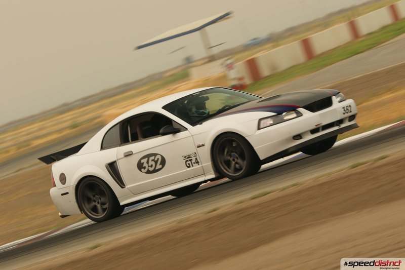 Ford Mustang GT4