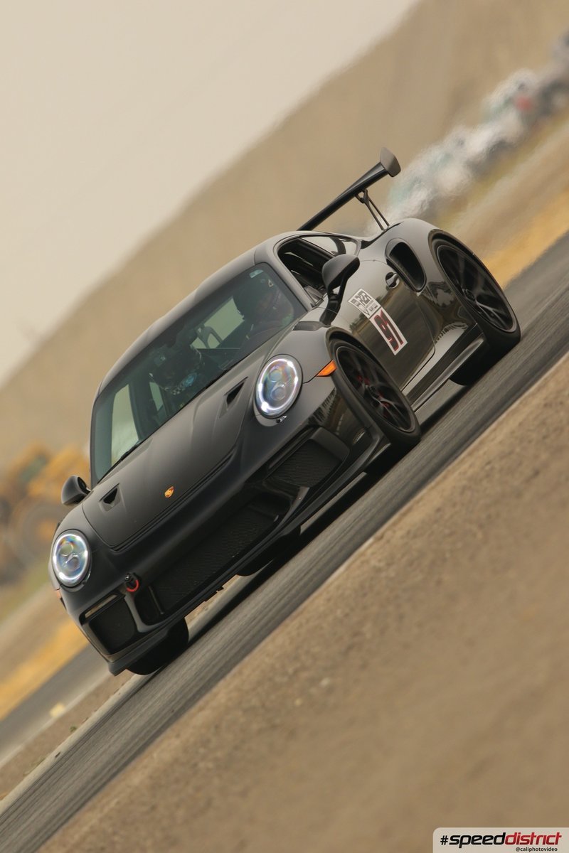 Porsche 911 GT3 RS black