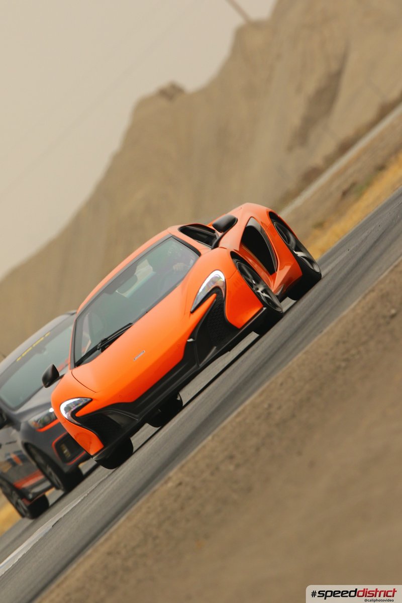 McLaren 570S