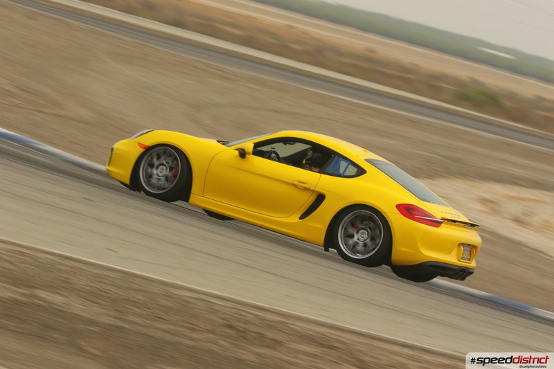 Porsche Cayman GT4