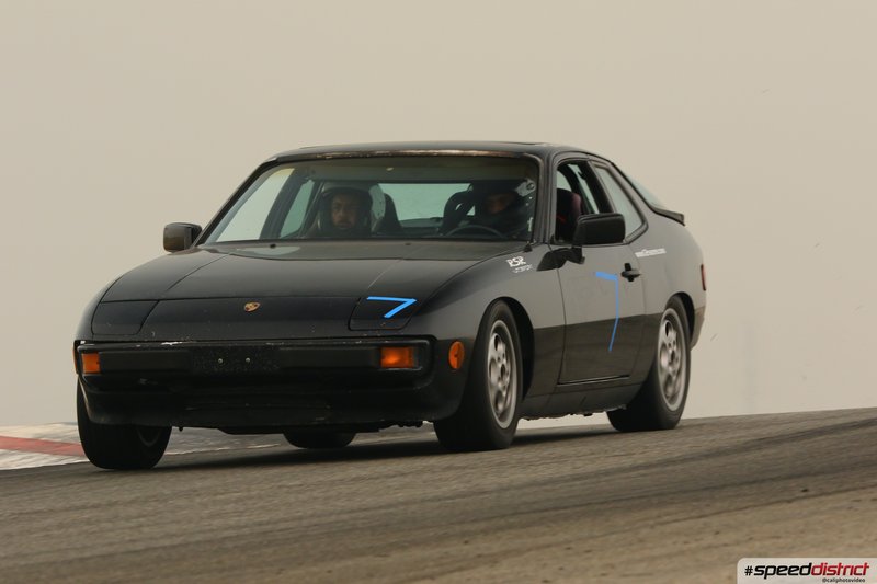 Porsche 944