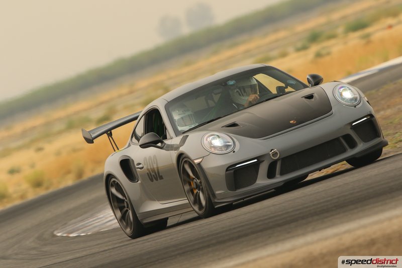 Porsche 911 GT3 RS gray