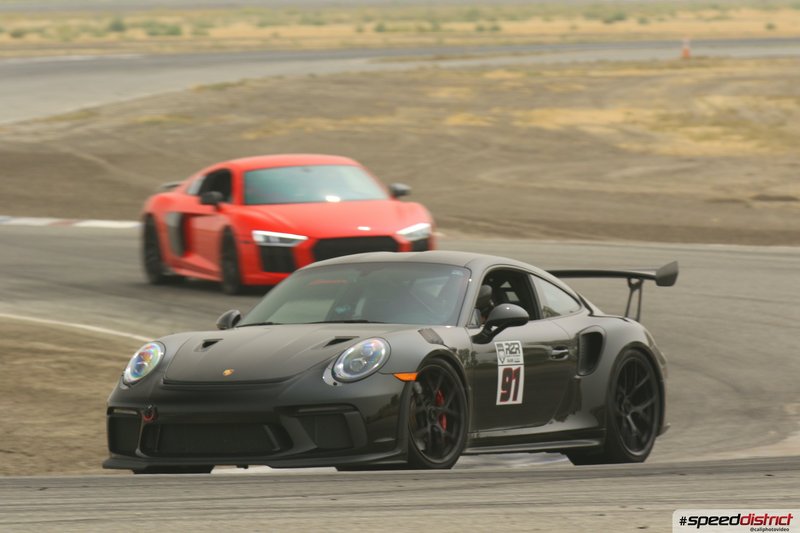 Porsche 911 GT3 RS gray