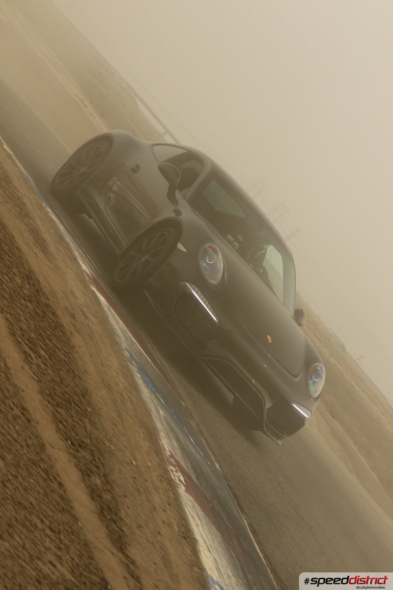 Porsche 911 GT3 RS black