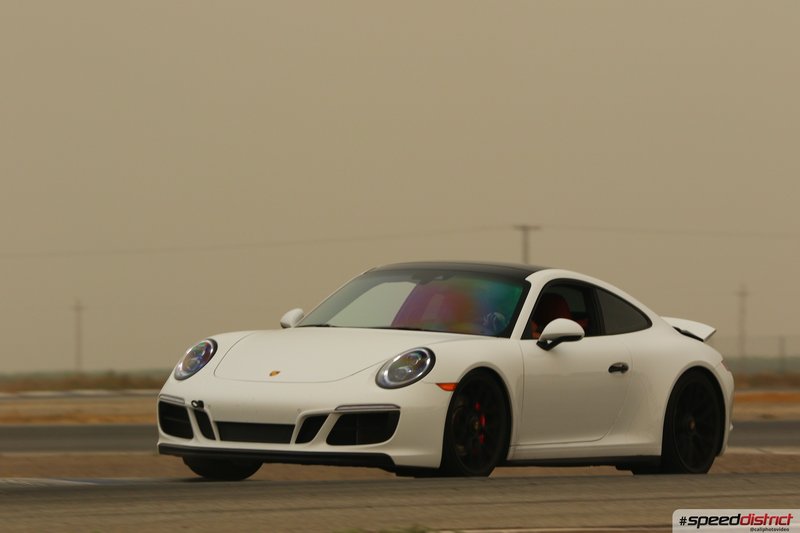 Porsche 911 GTS