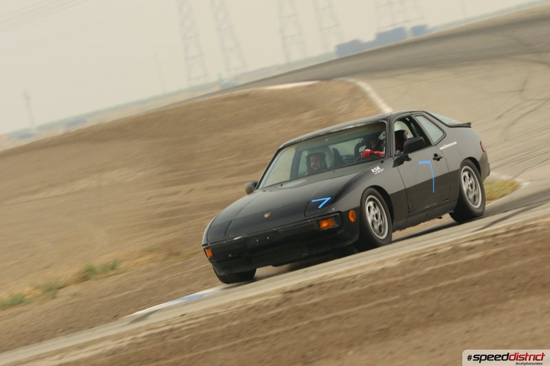 Porsche 944