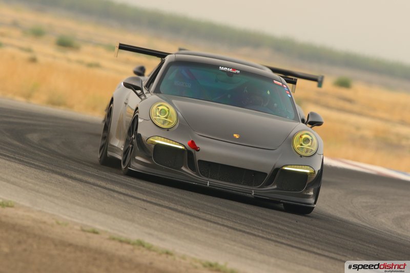 Porsche 911 GT3 Cup white