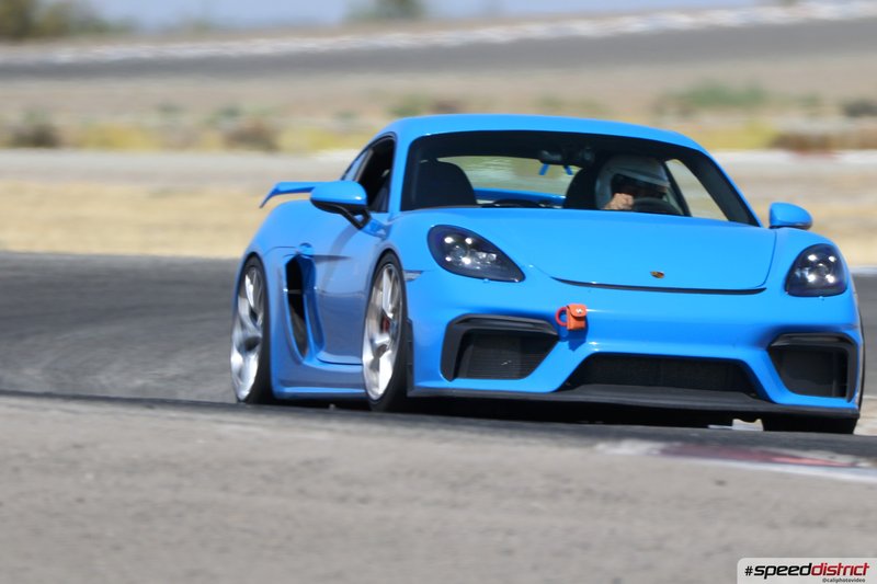 Porsche Cayman GT4