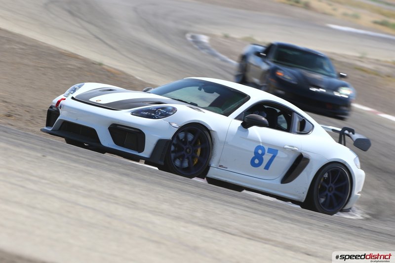 Porsche 911 GT3 RS white