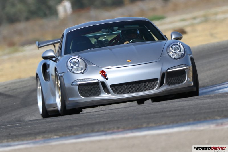 Porsche 911 GT3 RS silver