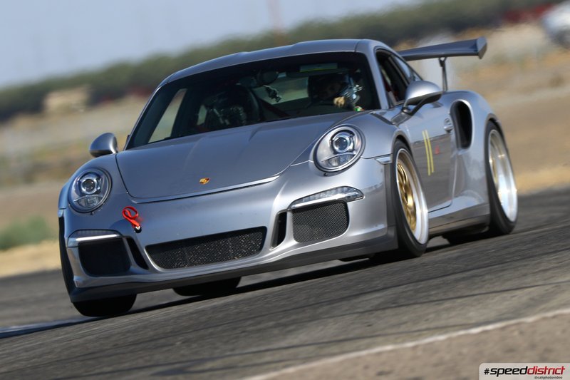 Porsche 911 GT3 RS silver