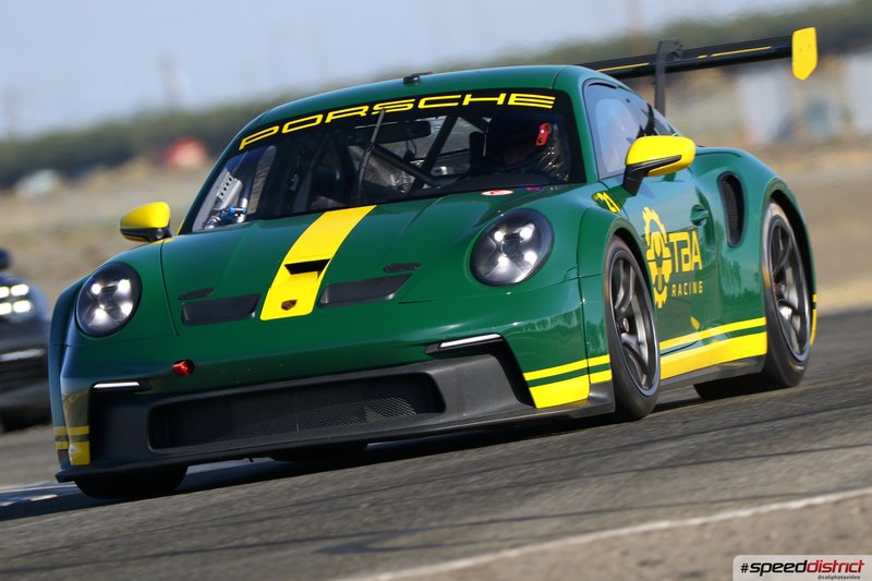 Porsche 911 GT3 RS green