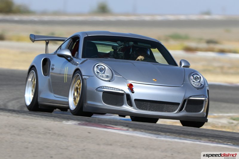 Porsche 911 GT3 RS silver