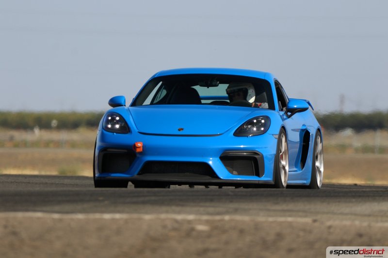 Porsche Cayman GT4