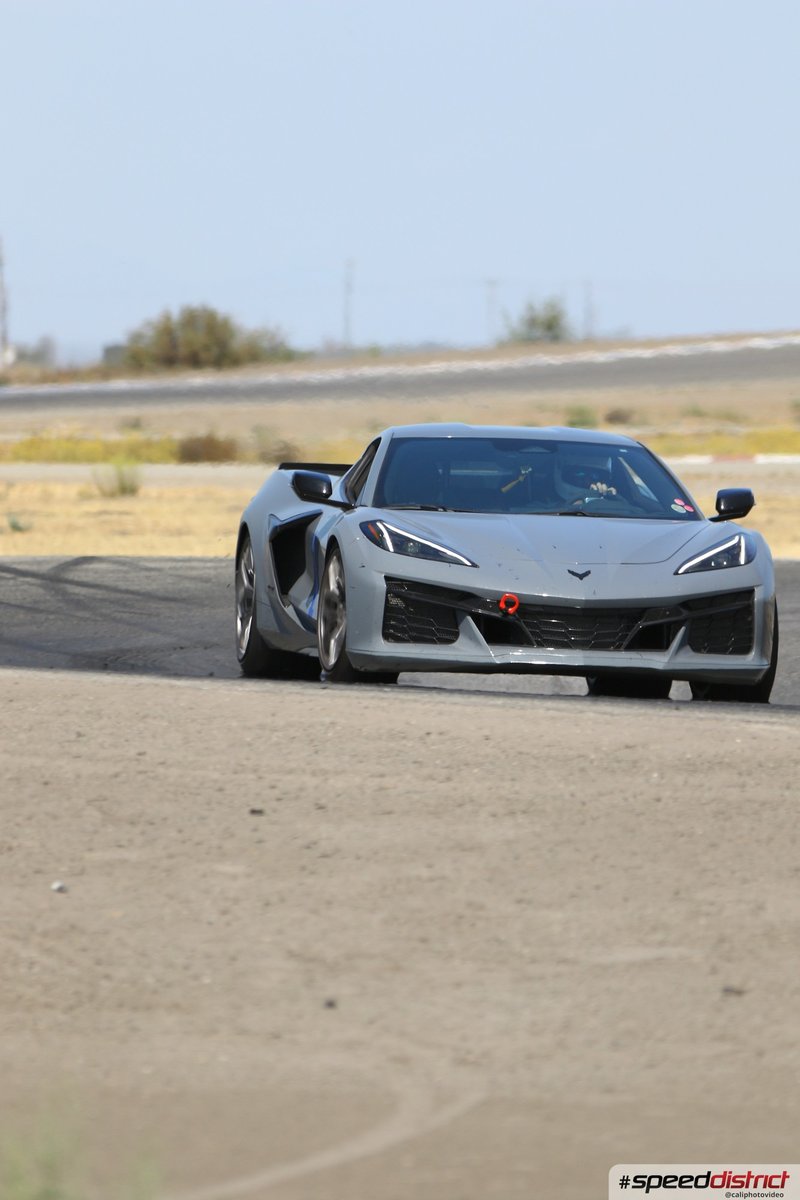 Chevrolet Corvette STI