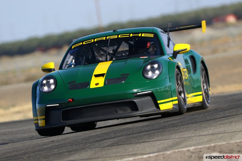 Porsche 911 GT3 RS green