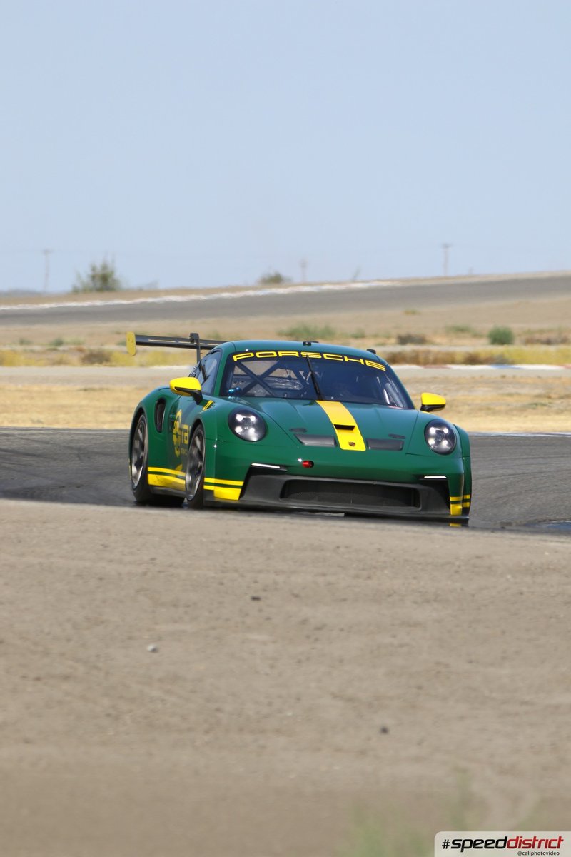 Porsche 911 GT3 Cup green