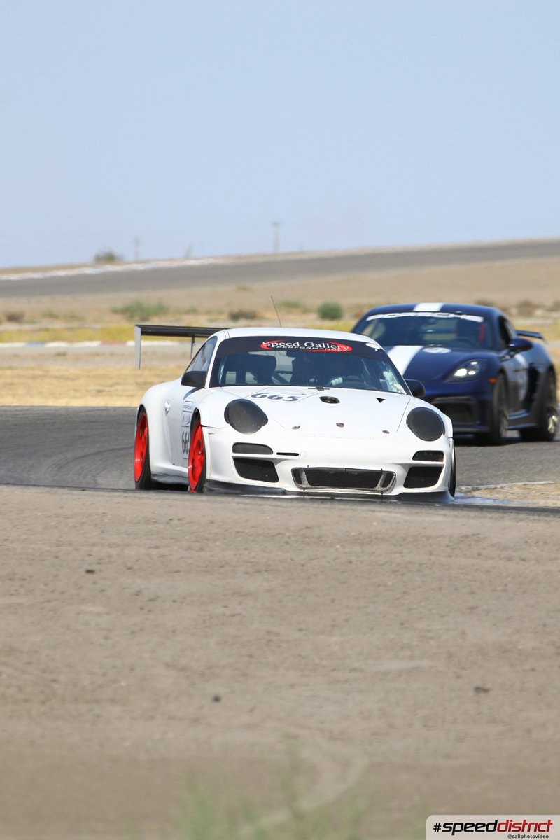 Porsche 911 GT3 Cup white