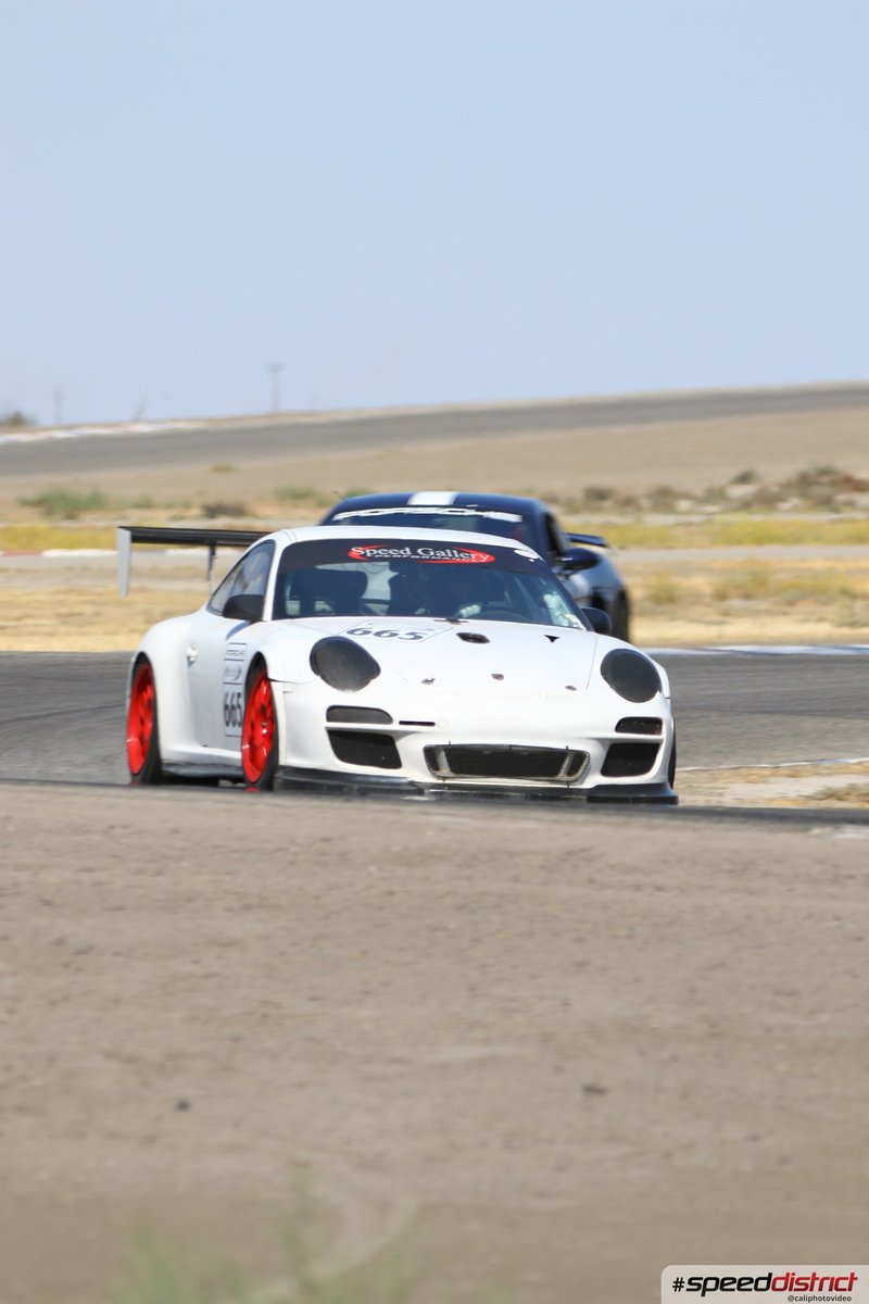Porsche 911 GT3 Cup white