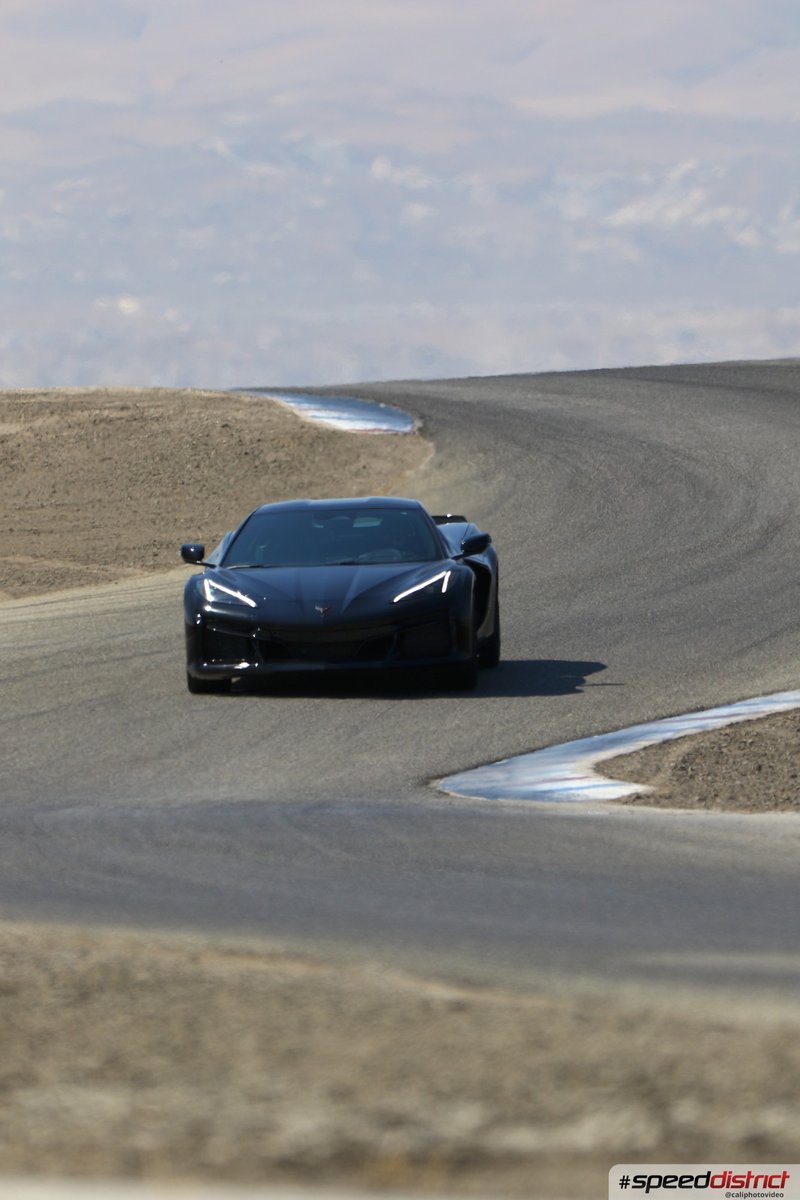 Chevrolet Corvette STI