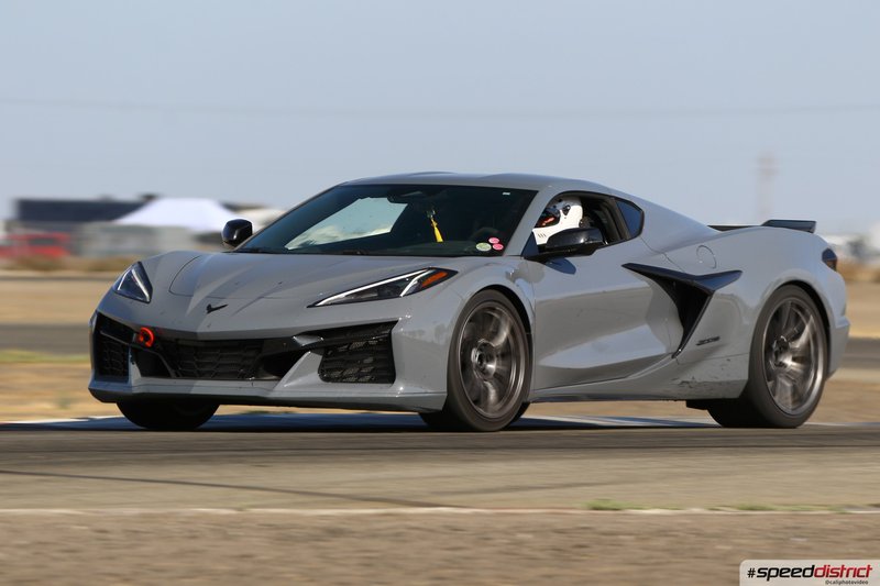 Chevrolet Corvette STI