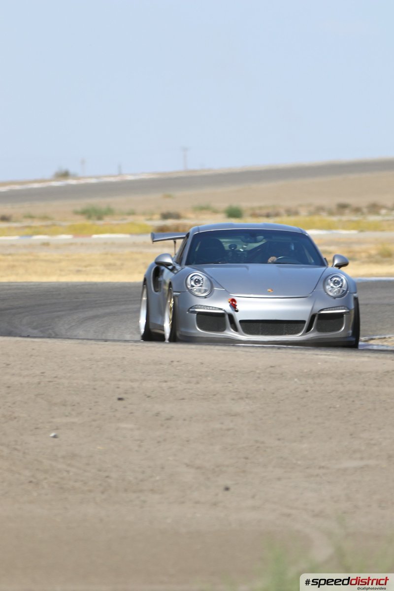 Porsche 911 GT3 RS silver